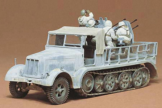 Tamiya - German 8 ton Semi Track 20mm Flakvierling Sd.Kfz 7/1 1:35 Scale