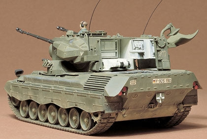 Tamiya - West German Anti Aircraft Tank Flakpanzer Gepard 1:35 Scale