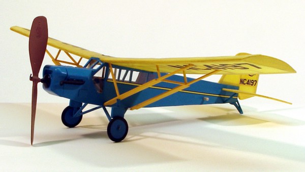 Dumas - CURTISS ROBIN KIT 17-1/2" Wingspan