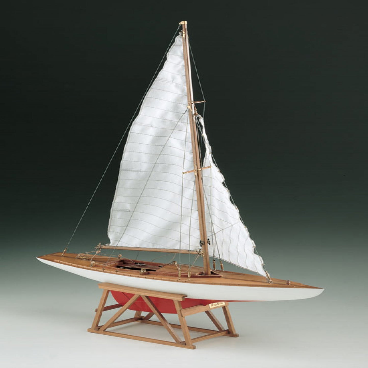 Corel - DRAGONE RACING YACHT WOOD SHIP KIT
