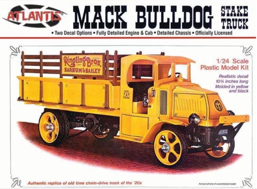 Atlantis - 1926 Mack Bulldog Stake Truck 1:24