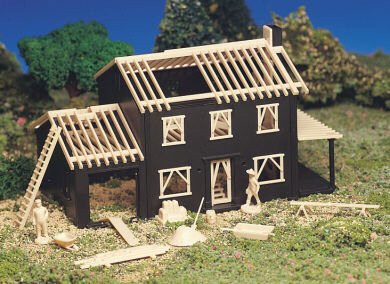Bachmann - Ho House Under Construction