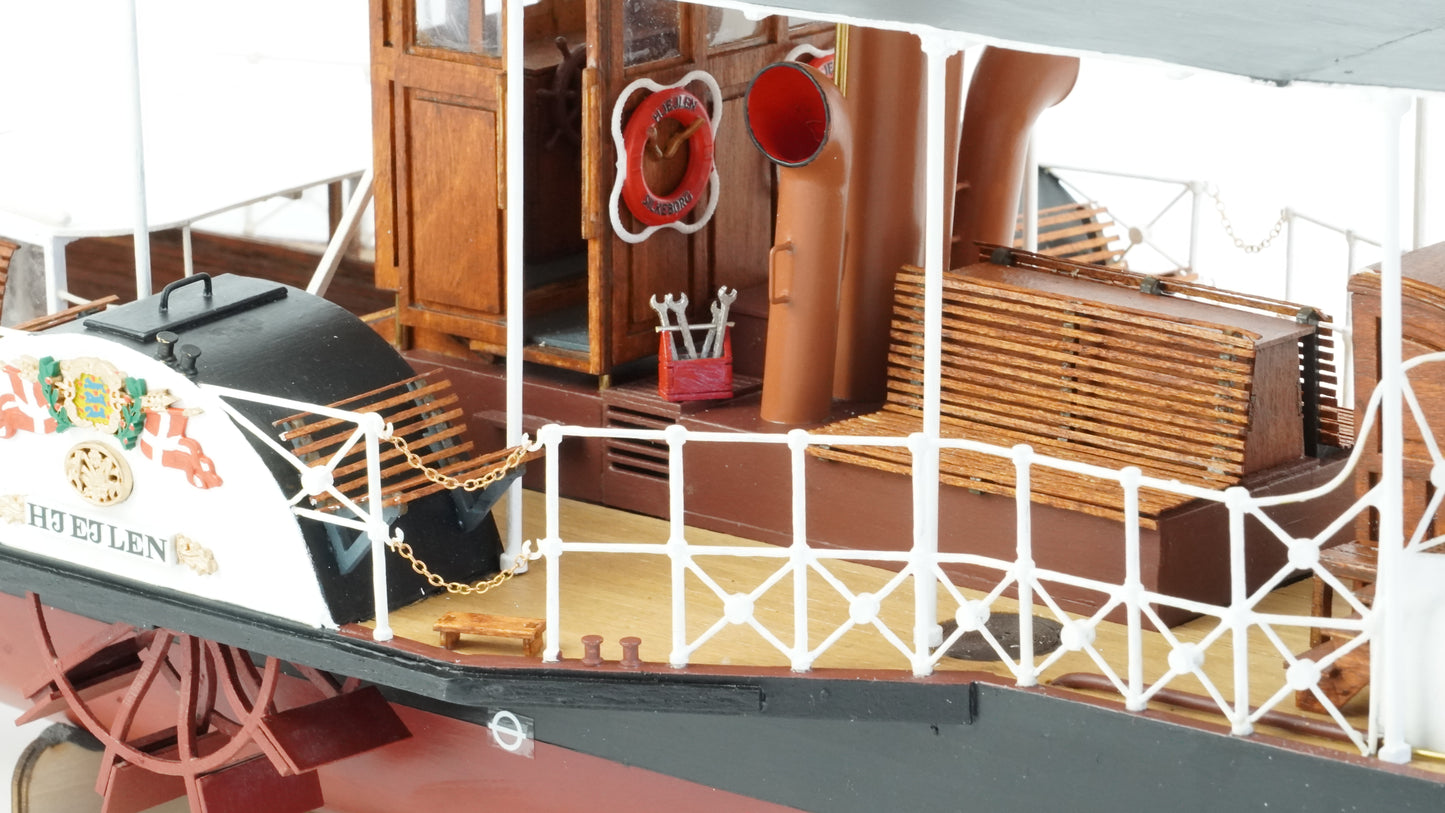 Billing Boats - Hjejlen Steam Paddleboat 1:33