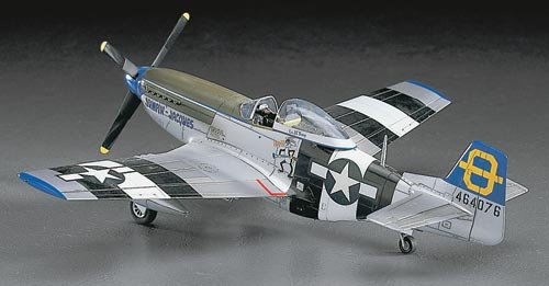 Hasegawa - P-51D MUSTANG 1:48