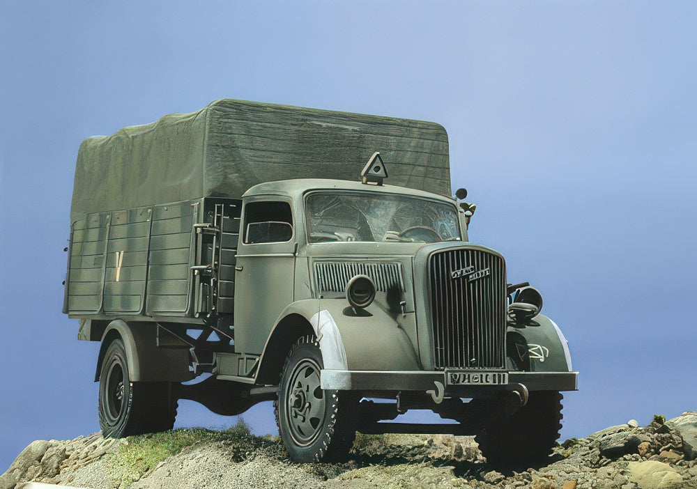 Italeri - Kfz. 305 OPEL BLITZ 1:35 Scale