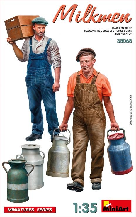 Mini Art - Milkmen (2) w/containers 1:35