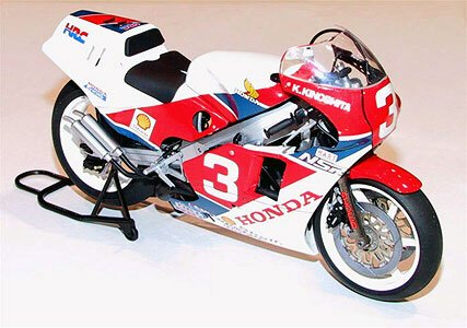 Tamiya - Factory Honda Nsr 500 1:12