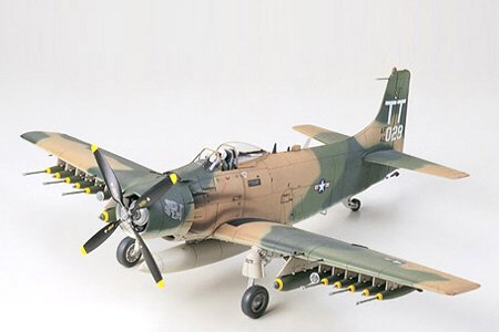 Tamiya - Douglas A-1J Skyraider 1:48