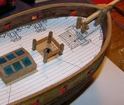 Dusek-Mamoli - Mamoli MV35 Hunter - Wood Plank-On-Frame Ship Model Kit - Scale 1/72 - Length 440 mm (18")