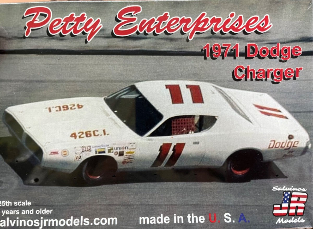 Salvinos Jr - '72 #11 Dodge Charger Baker 1:24