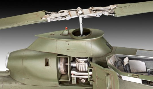 Revell - 1/32 Bell AH-1G Cobra