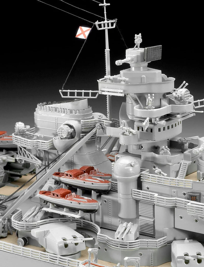 Revell - Bismarck 1:350 Scale