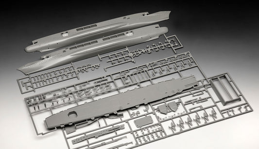 Revell - German Aircraft Carrier GRAF ZEPPELIN 1:720 Scale