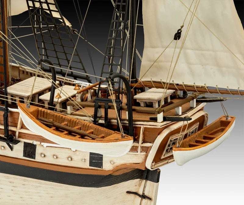 Revell -Darwin's Historical Discovery H.M.S. Beagle 1:96
