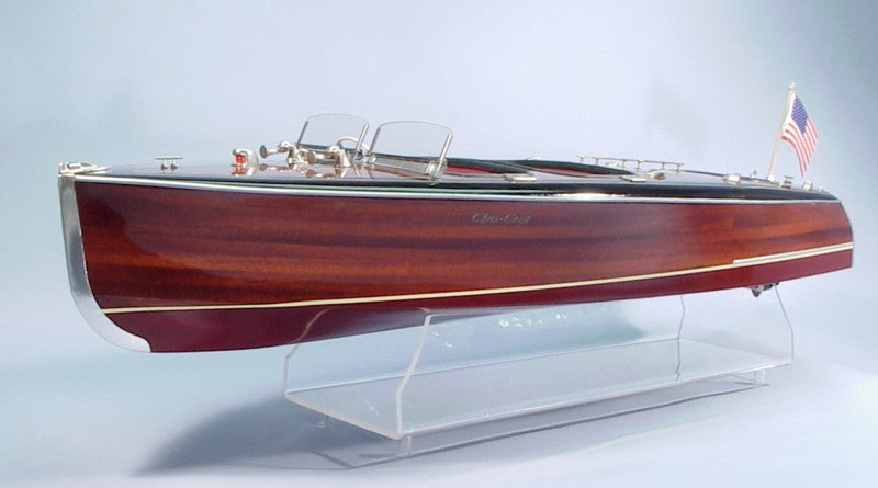 Dumas - #1241 1938 CHRIS-CRAFT TRIPLE COCKPIT BARREL BACK Scale 1:8