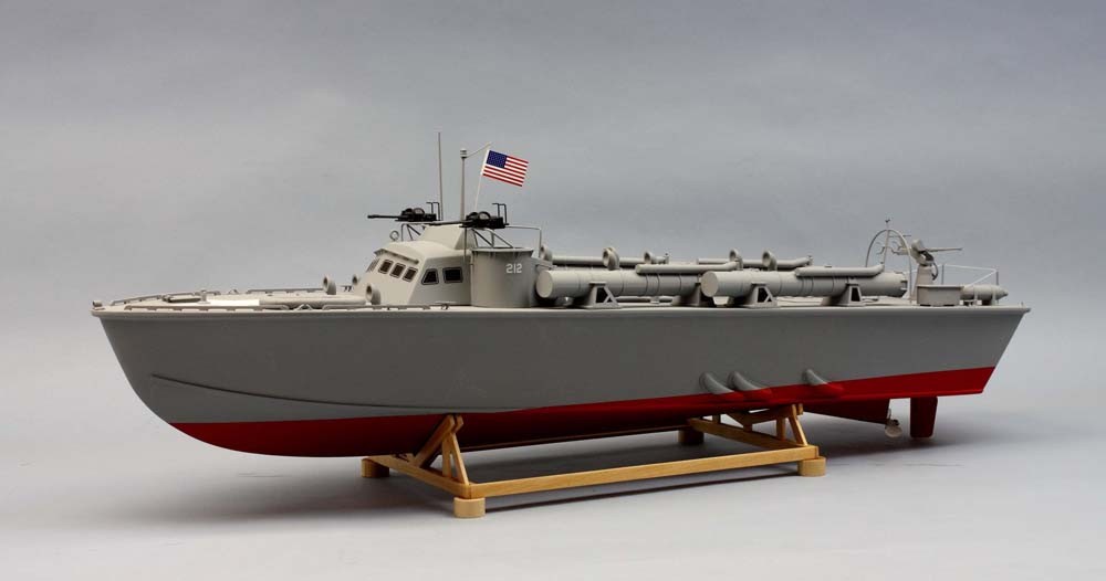 Dumas - PT-212 78? HIGGINS PATROL TORPEDO BOAT KIT 1/30 SCALE