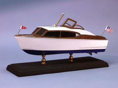 Dumas - 1956 CHRIS-CRAFT 24' SEDAN KIT 1/24 SCALE