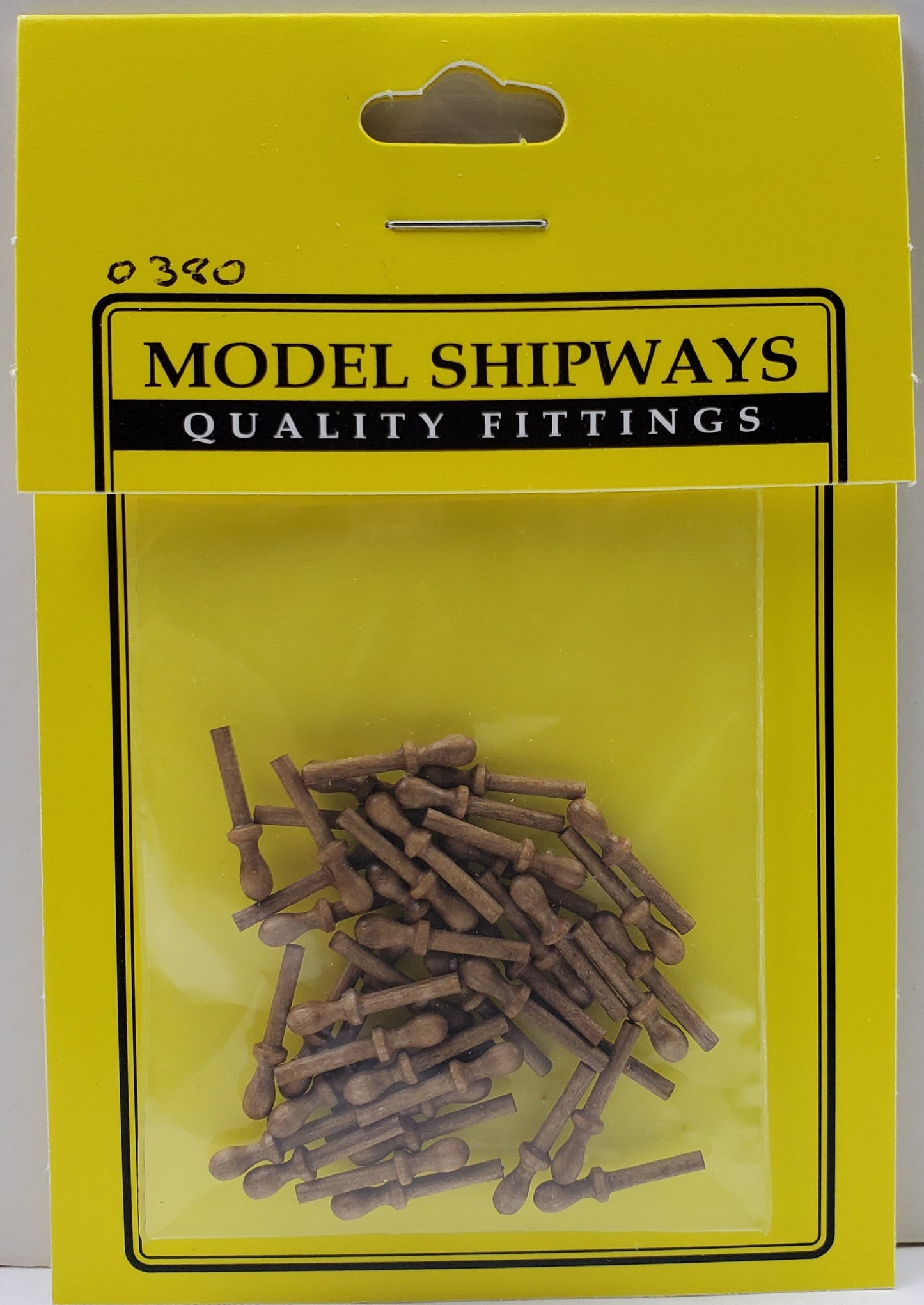 Model Expo - 9/16" (14mm) Walnut Belaying Pin 40 pcs