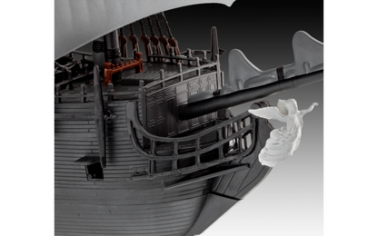 Revell - Black Pearl 1:150