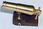 Mantua - 30611 Brass Bombard (Carronade) on Hardwood Carriage - 30mm length
