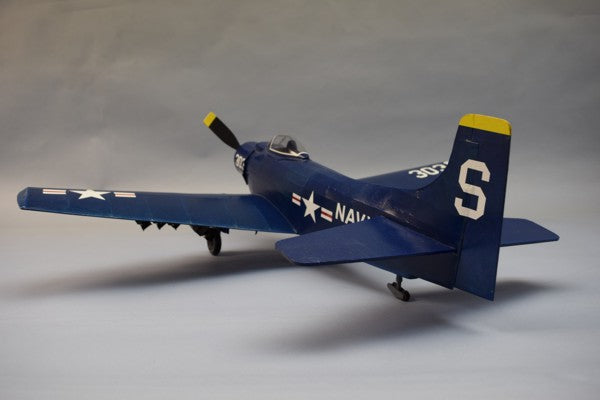 Dumas - US NAVY AD-2 ATTACK BOMBER KIT 30" Wingspan
