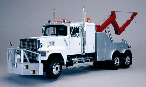 Italeri - 1/24 US Wrecker Truck