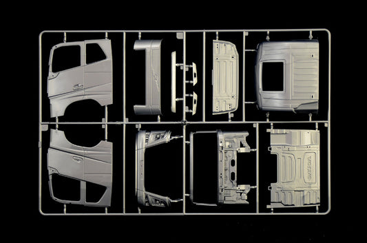 Italeri - Volvo FH4 Globetrotter XL 1:24 Scale