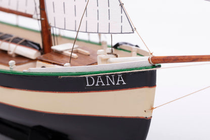 Billing Boats - 1:60 Dana - Plastic hull