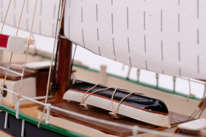 Billing Boats - 1:60 Dana - Plastic hull