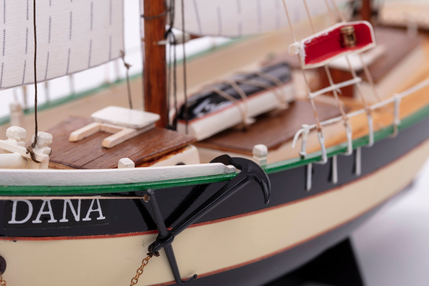 Billing Boats - 1:60 Dana - Plastic hull