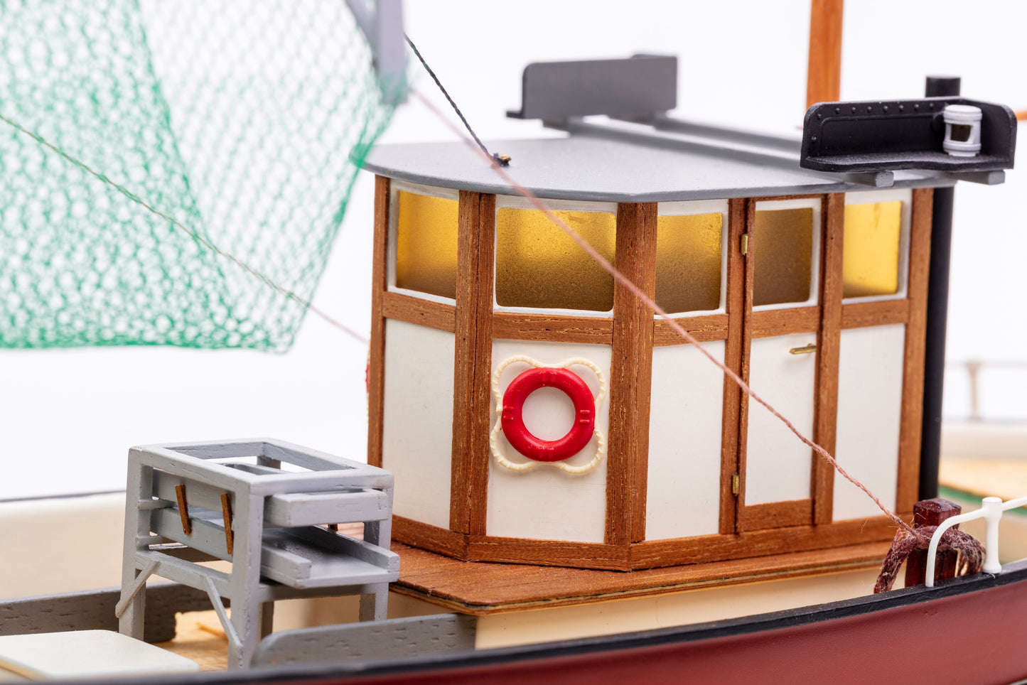 Billing Boats - 1:60 Rainbow - Plastic hull