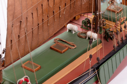 Billing Boats - 1:67 Will Everard -Wooden hull