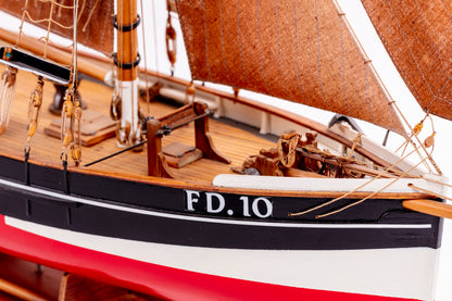 Billing Boats - 1:50 FD 10 Yawl -Wooden hull