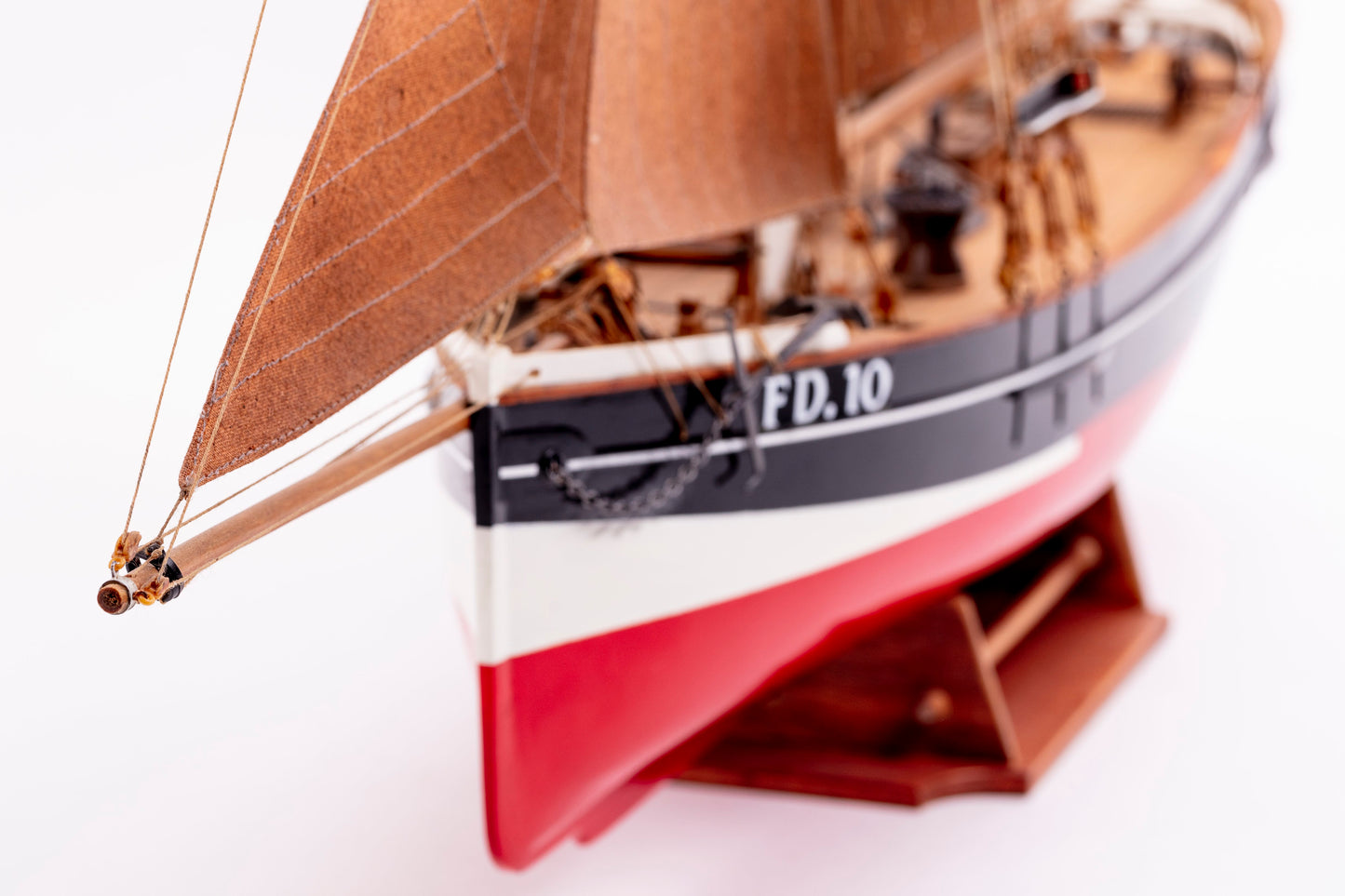 Billing Boats - 1:50 FD 10 Yawl -Wooden hull