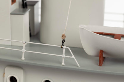 Billing Boats - 1:50 Hoga Pearl Harbor Tugboat - Plank on Bulkhead