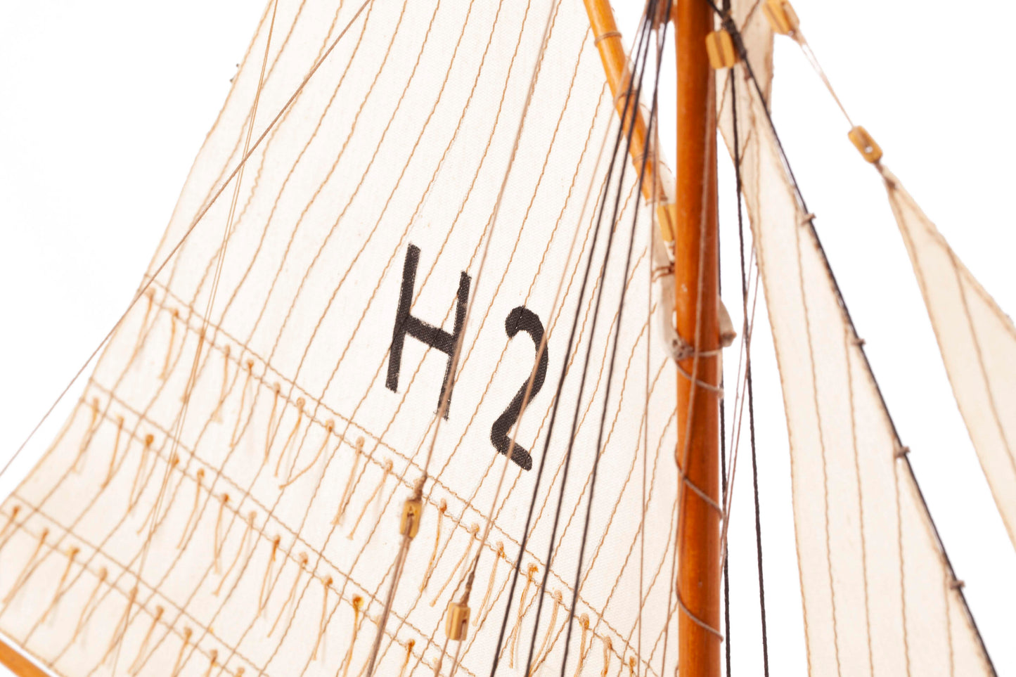 Billing Boats - 1:50 HENRIETTE MARIE - Wooden hull