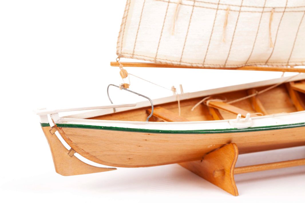 Light in the Garage Sale – Model Expo Online