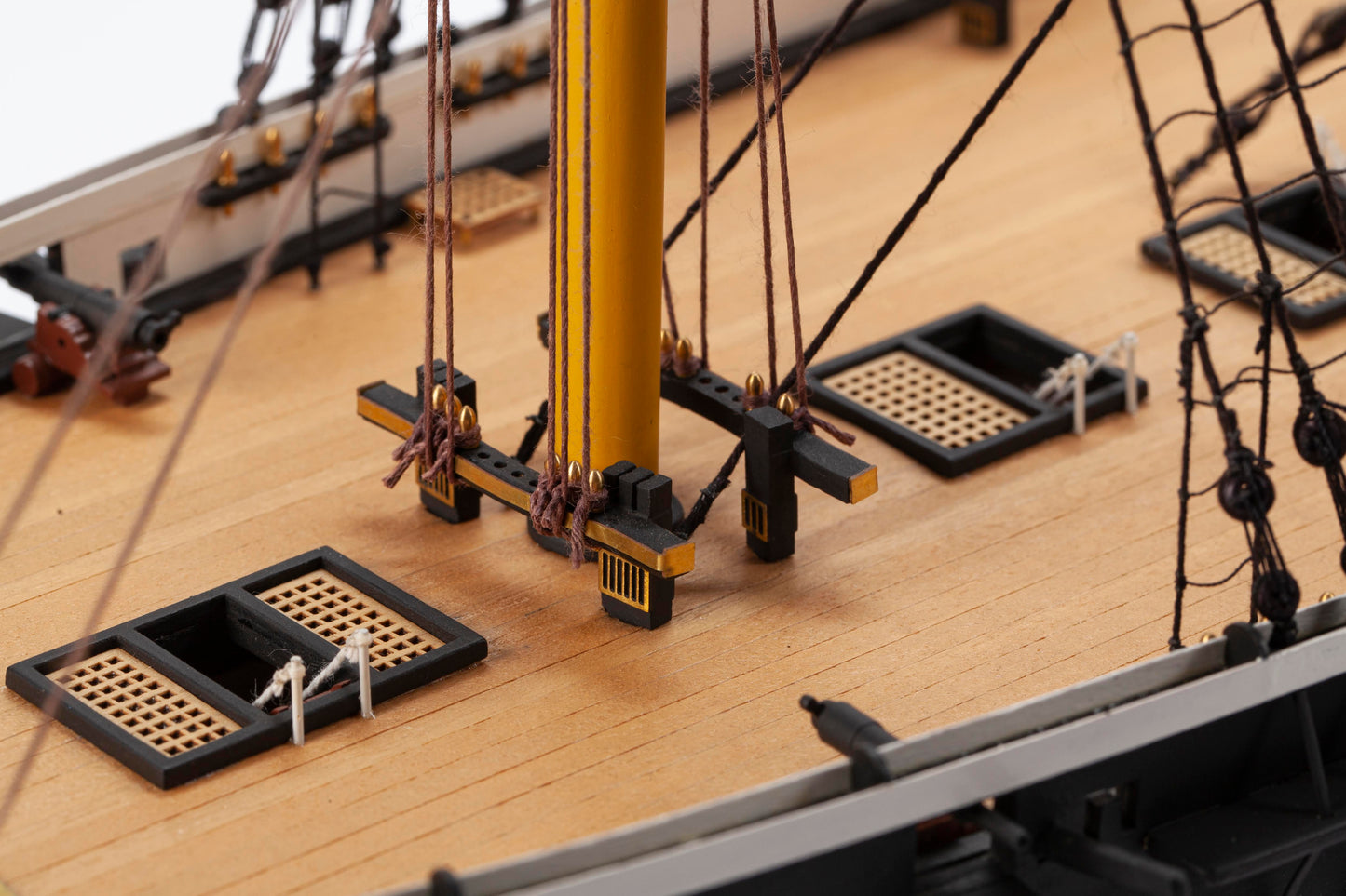 Billing Boats - 1:100 HMS Warrior