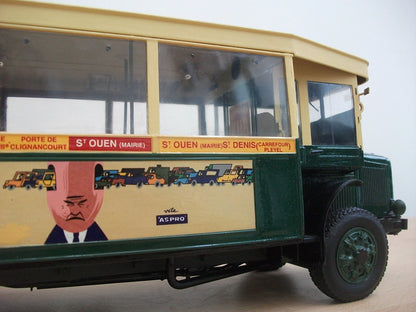 Heller - 1:24 Parisian AutoBus