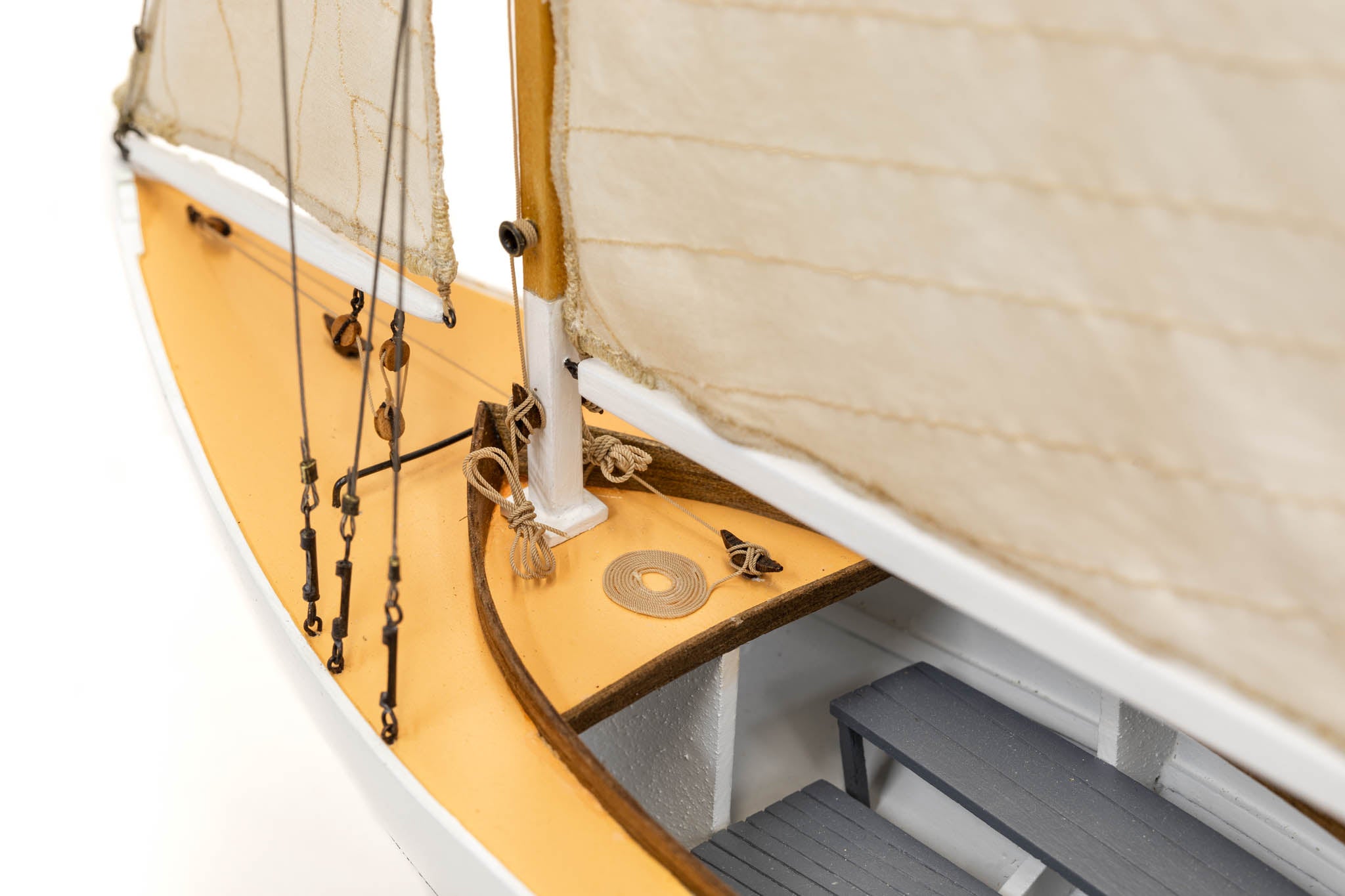 Midwest - 983 Sakonnet Daysailer 1:24 Scale – Model Expo Online