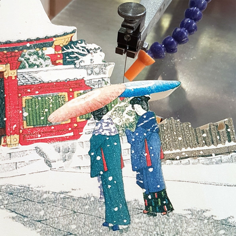 Michele Wilson Puzzles - SNOW IN HIE-JINJA TOKYO - (500)