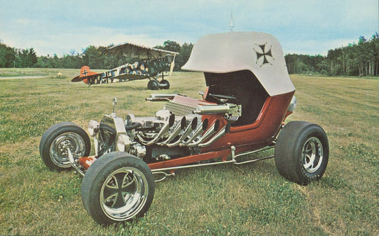 Atlantis - Tom Daniel Red Baron Show Car w/card1:24