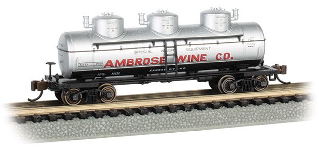 Bachmann - N 3-Dome Tank Car Ambrose Wine Co 7501