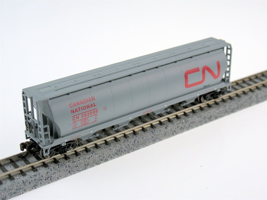 Bachmann - N 4-Bay Cyln Grain Hopper Cn