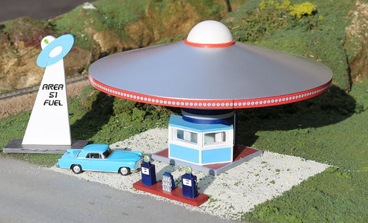 Bachmann - HO Area 51 Fuel w/Pumps
