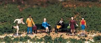Bachmann - Ho People at Leisure