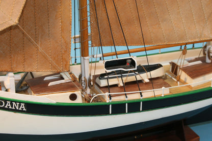 Billing Boats - 1:60 Dana - Plastic hull