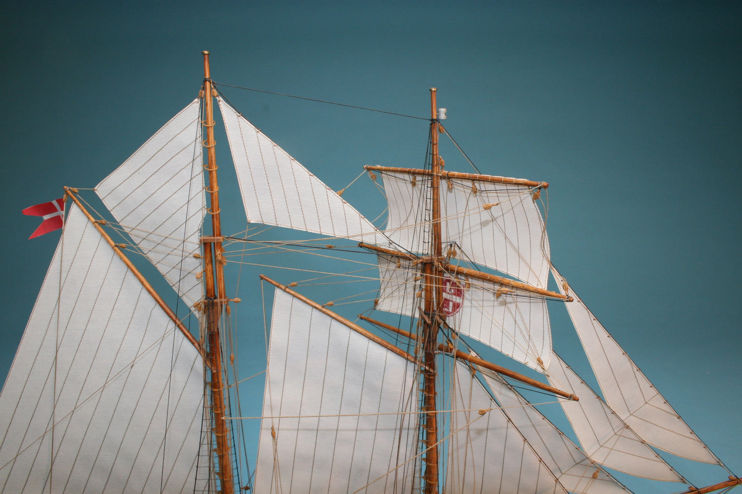 Billing Boats - 1:50 Lilla Dan -Wooden hull