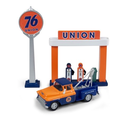Classic Metal Works - HO'55 Chevy Tow Trk(Union 76)