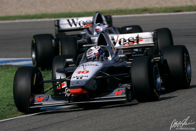 Tameo - TMK238 McLaren MP4/12 Mercedes - 1997 - White Metal Car Kit - Scale 1:43, Made in Italy